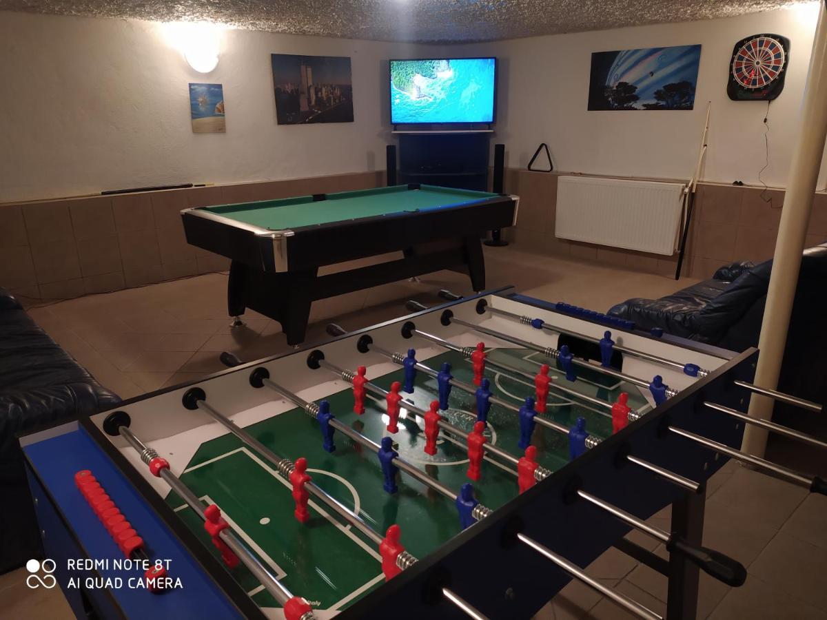 Nikolux Apartman Хайдусобосло Экстерьер фото