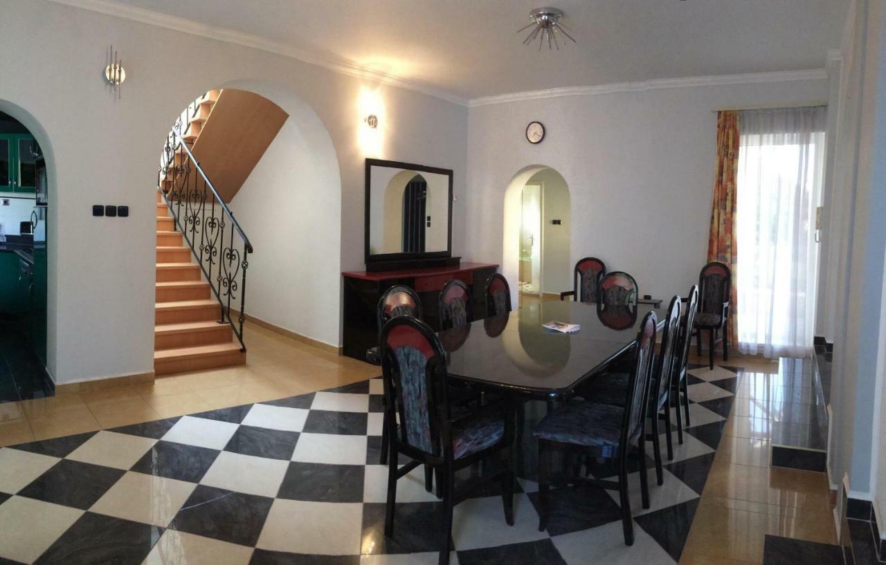 Nikolux Apartman Хайдусобосло Экстерьер фото